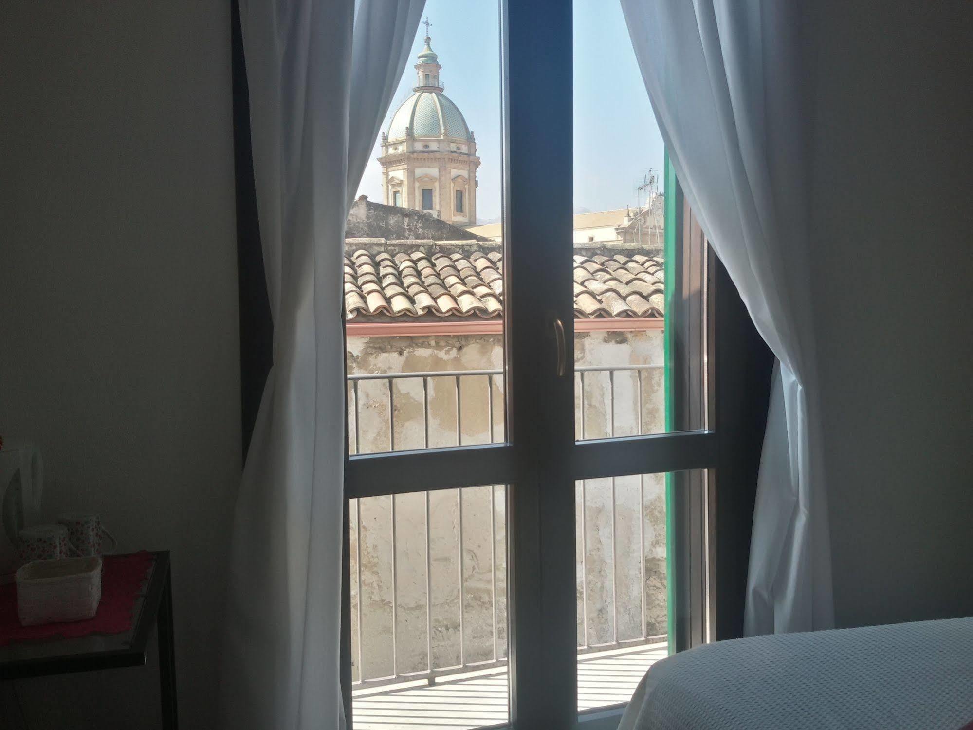 La Terrazza Sul Centro Acomodação com café da manhã Palermo Exterior foto